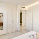 - Bajos * L' Escala