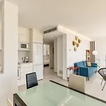 - Bajos L' Escala