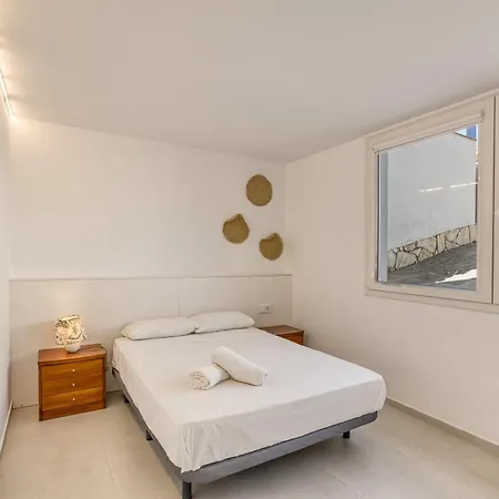 - Bajos Appartement