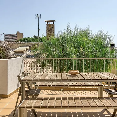 - Bajos דירה L' Escala